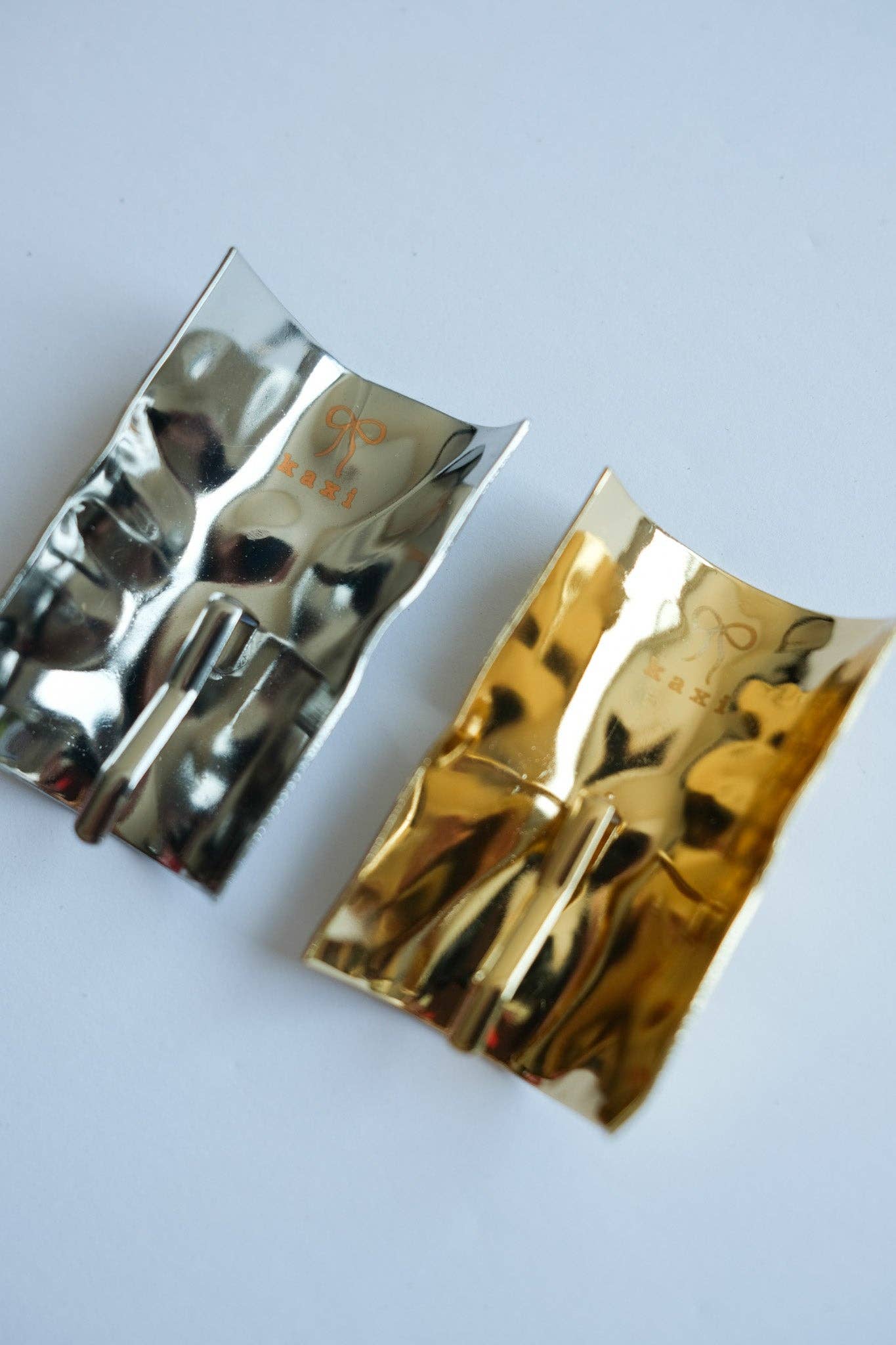 Oversized Pony Tail Cuff