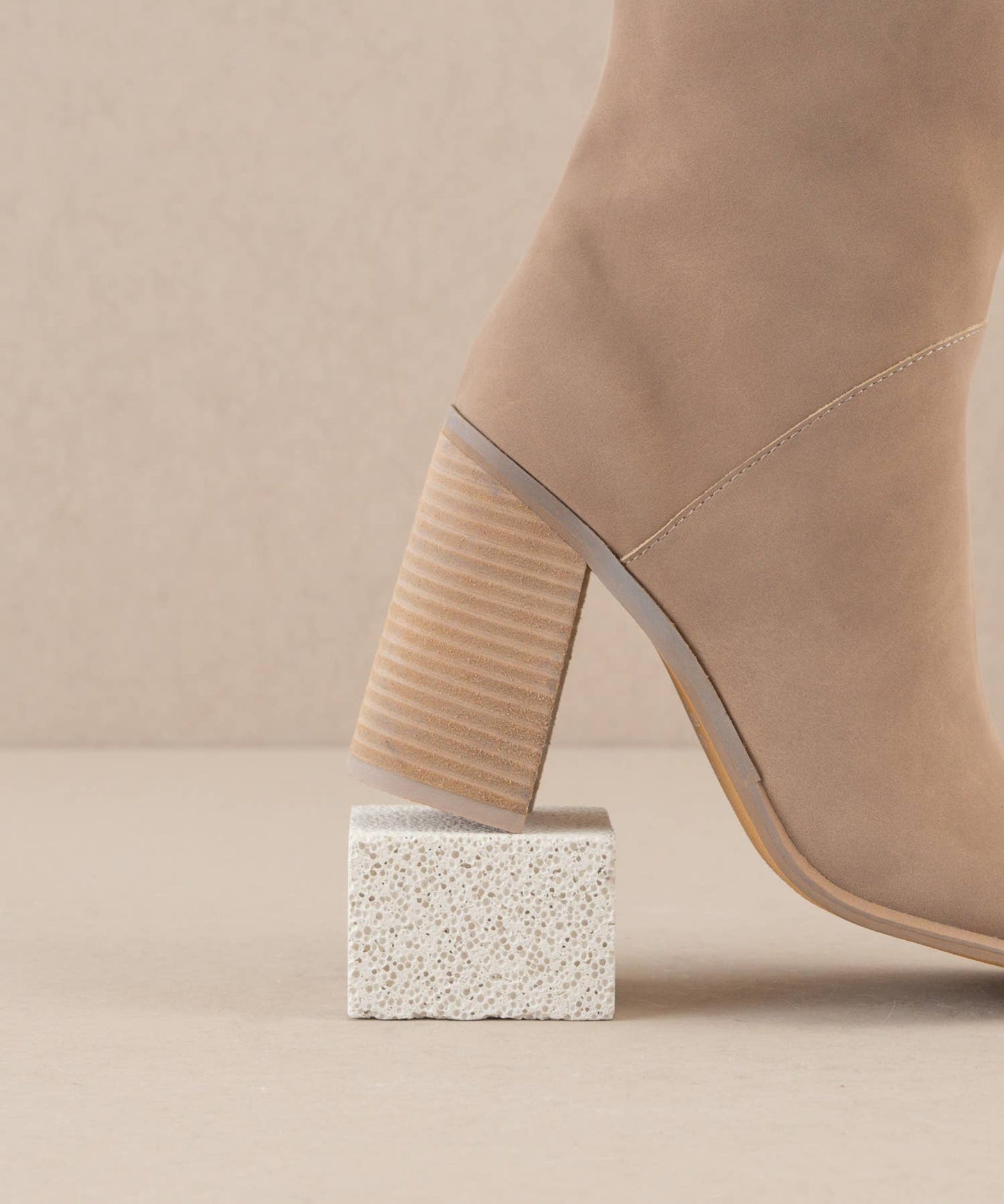 The Shiloh Cedar Wood Boot