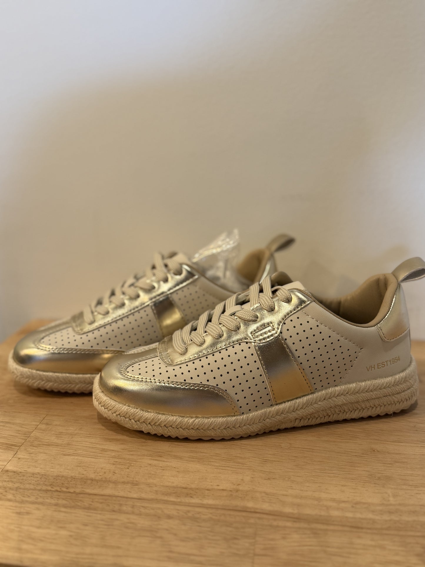 Vintage Havana May Sneaker