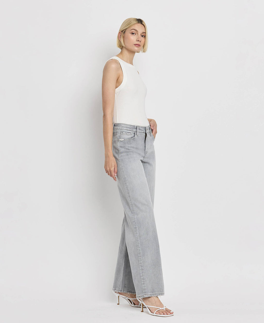 HIGH RISE LIGHT GREY WIDE LEG JEANS