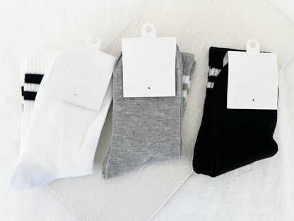 Classic Sporty Crew Socks