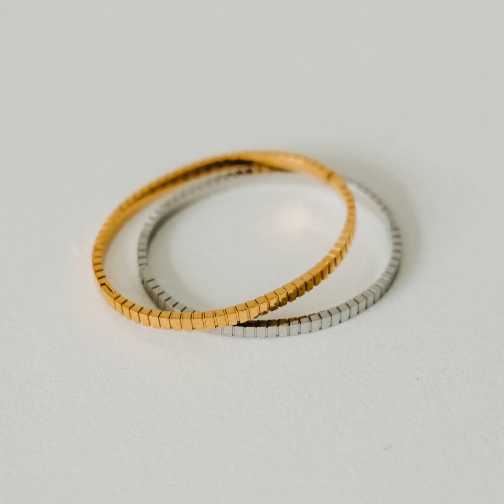 Daisy Bangle Bracelet