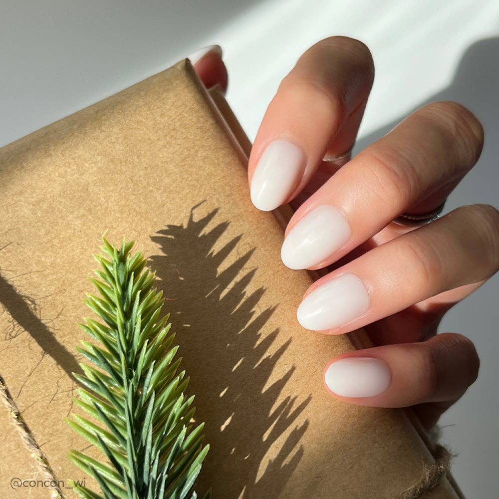 White Swan Press-On Nails | Short Oval Solid Holiday Nails