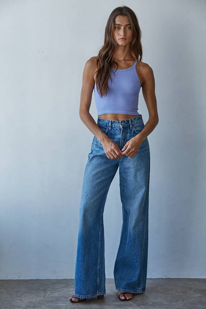 High Quality Seamless Sleeveless Halter Neck Top