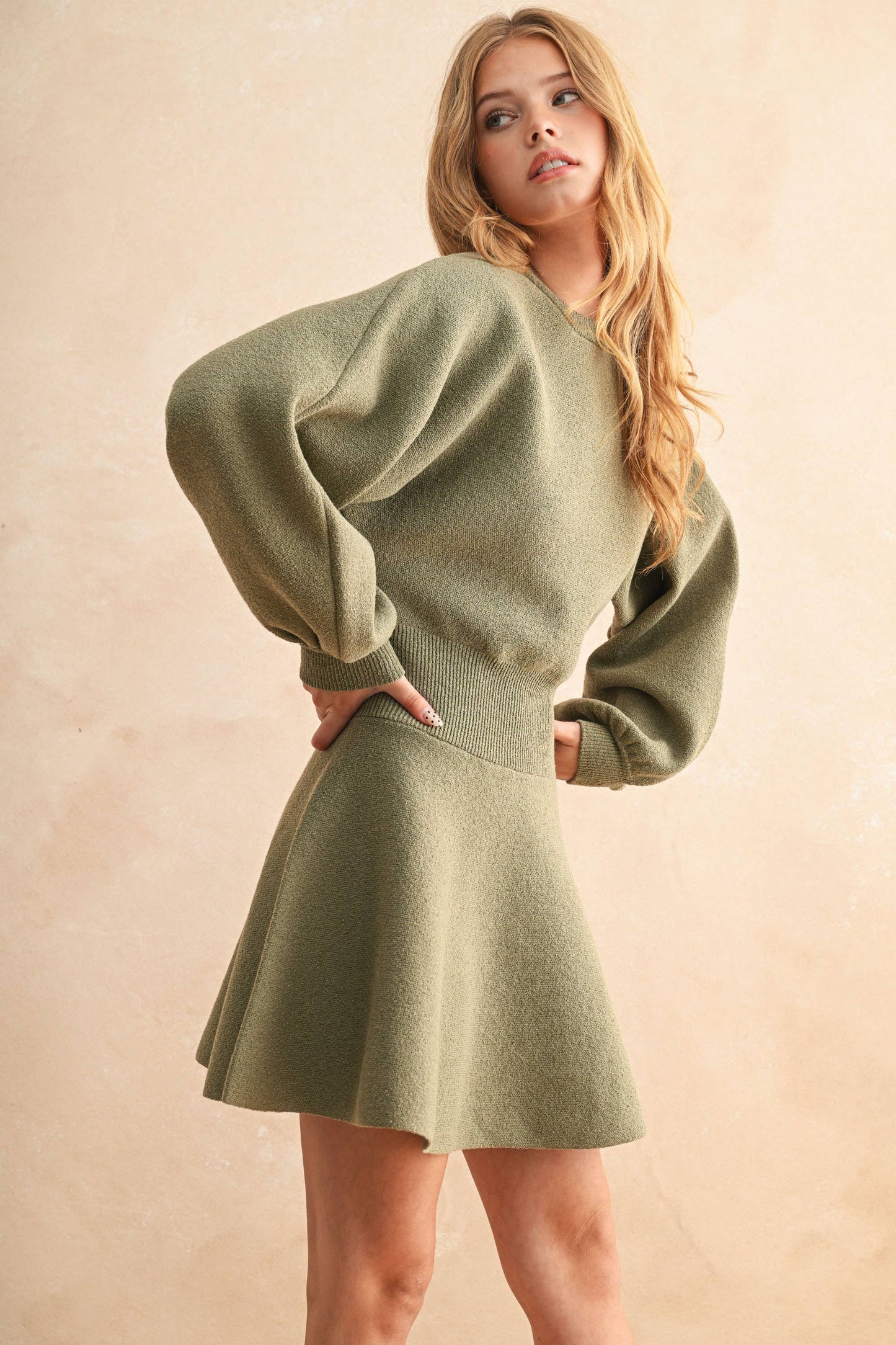 BALLON SLEEVE SWEATER DRESS