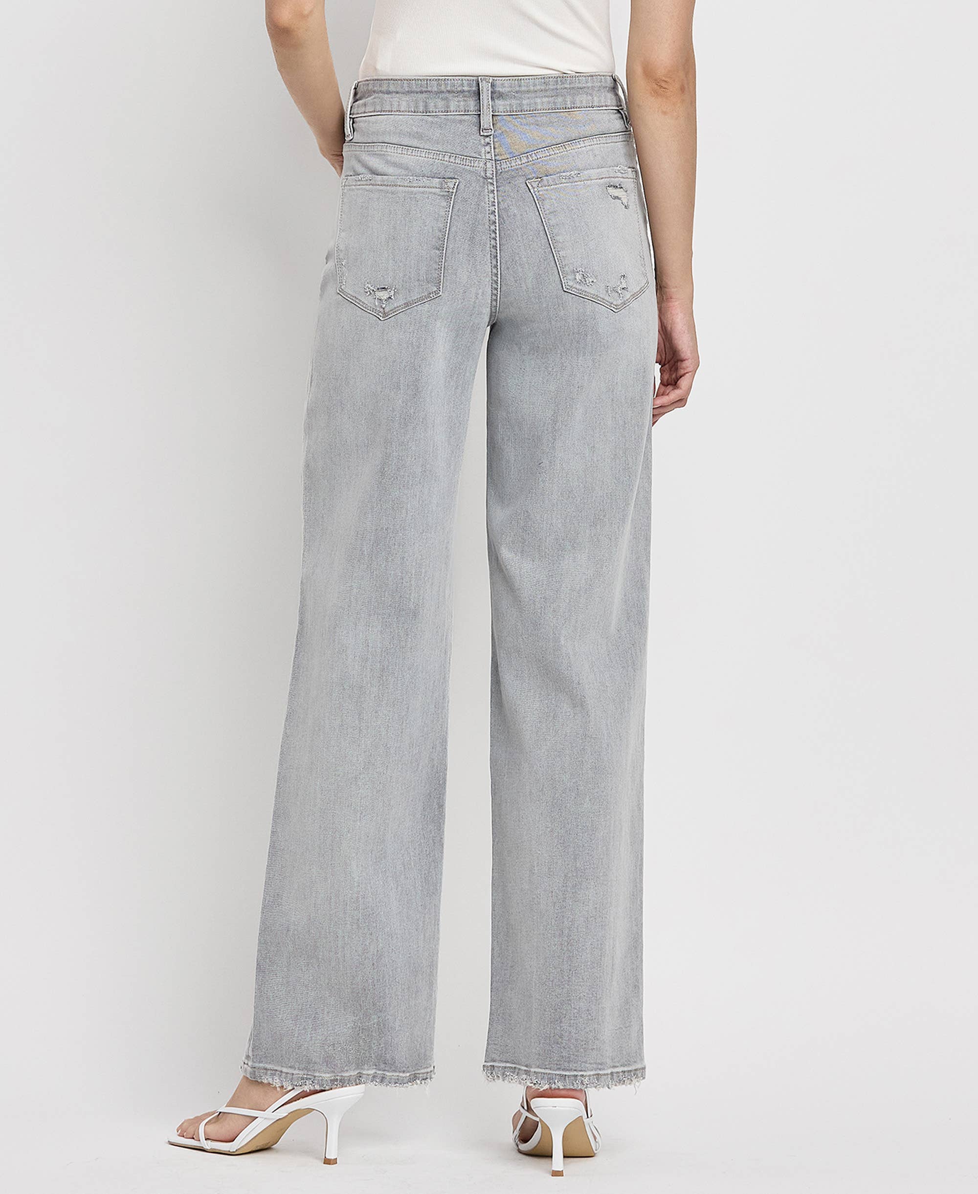 HIGH RISE LIGHT GREY WIDE LEG JEANS