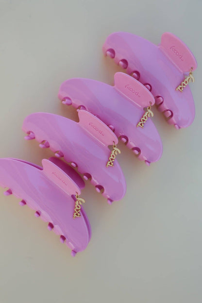 OVERSIZED ACETATE CLAW