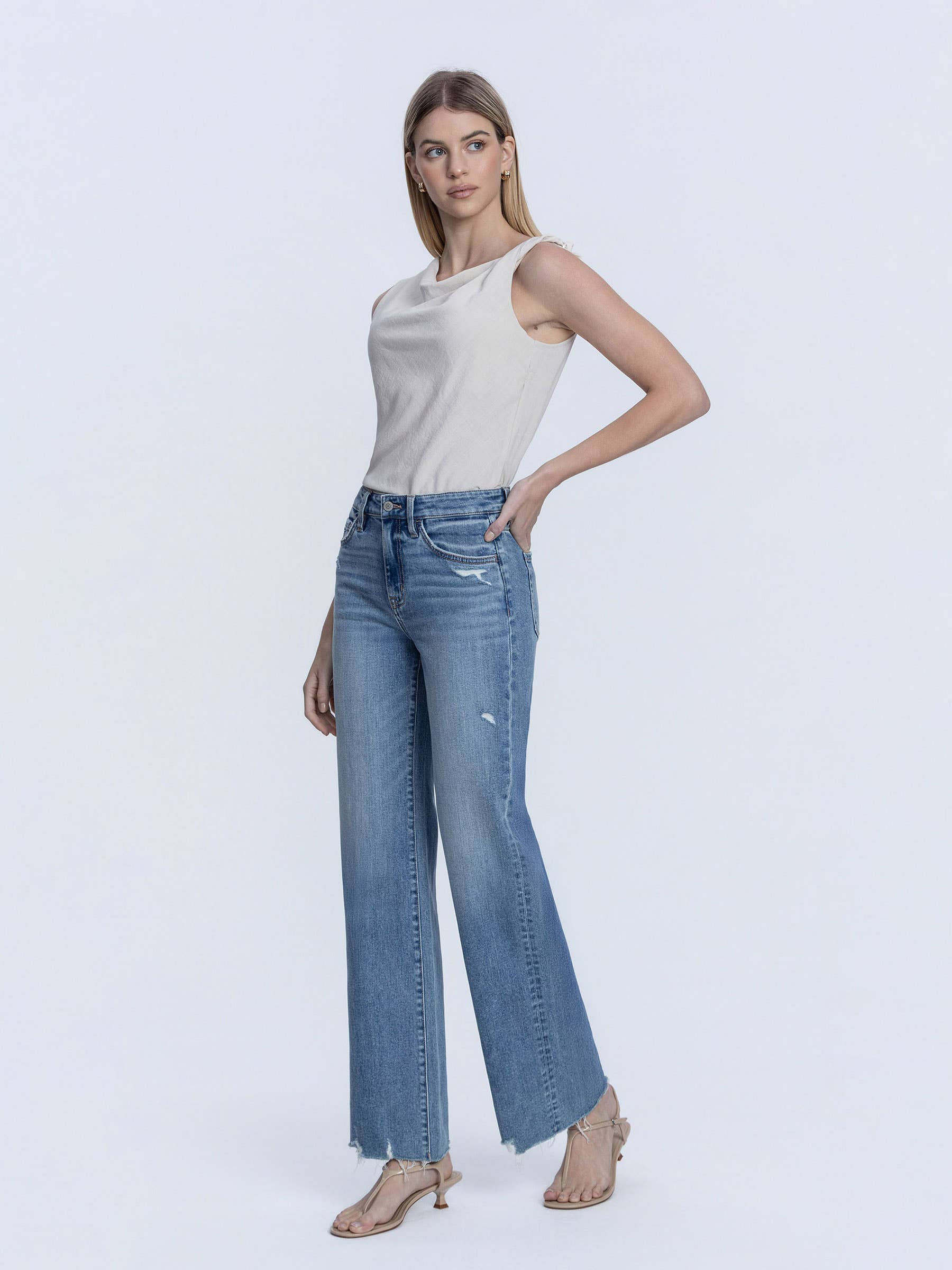 HIGH RISE SLANT SIDE SEAM VINTAGE FLARE JEANS