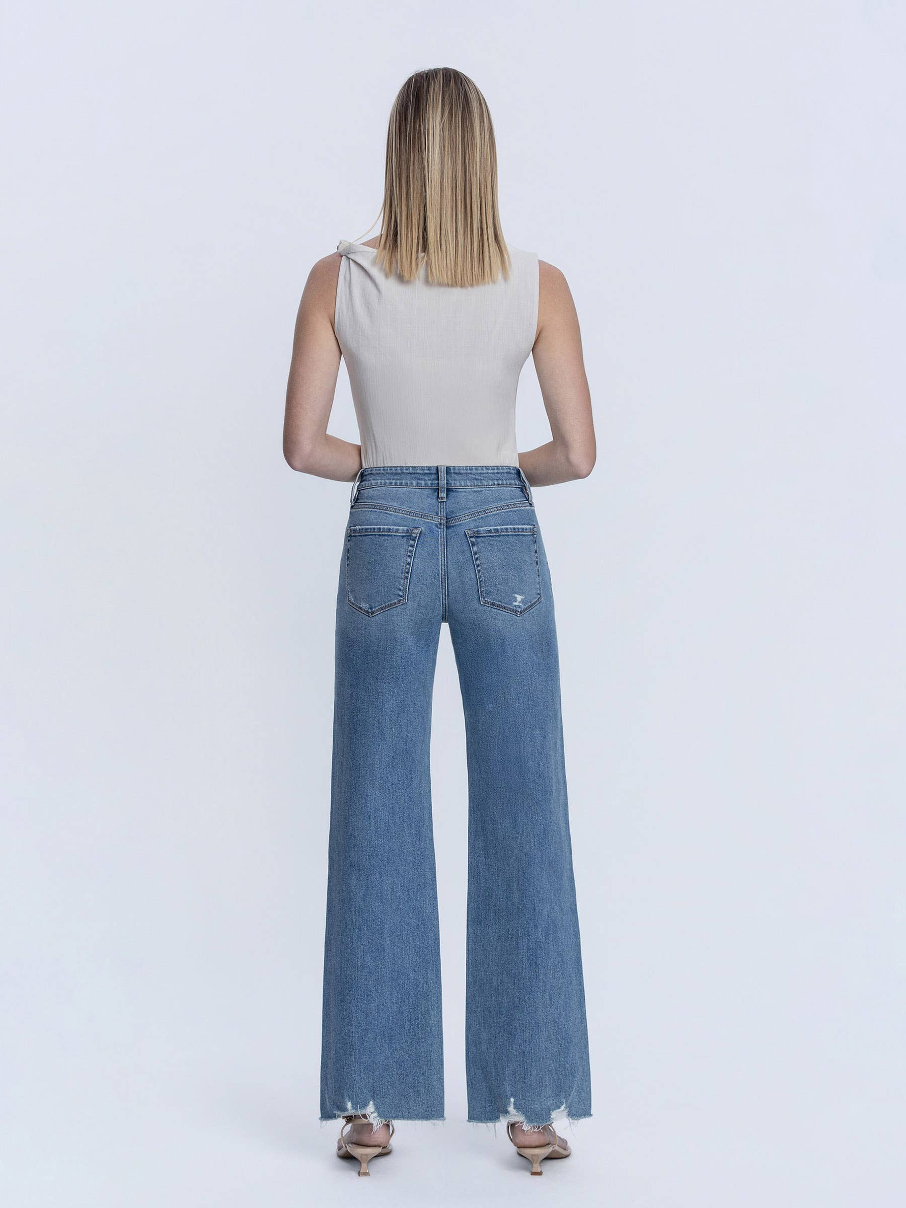 HIGH RISE SLANT SIDE SEAM VINTAGE FLARE JEANS