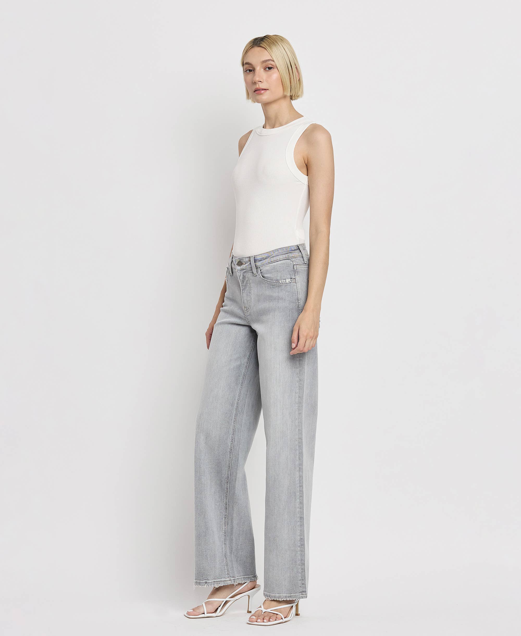 HIGH RISE LIGHT GREY WIDE LEG JEANS