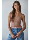 Mia Seamless Scoop-Neck Tank