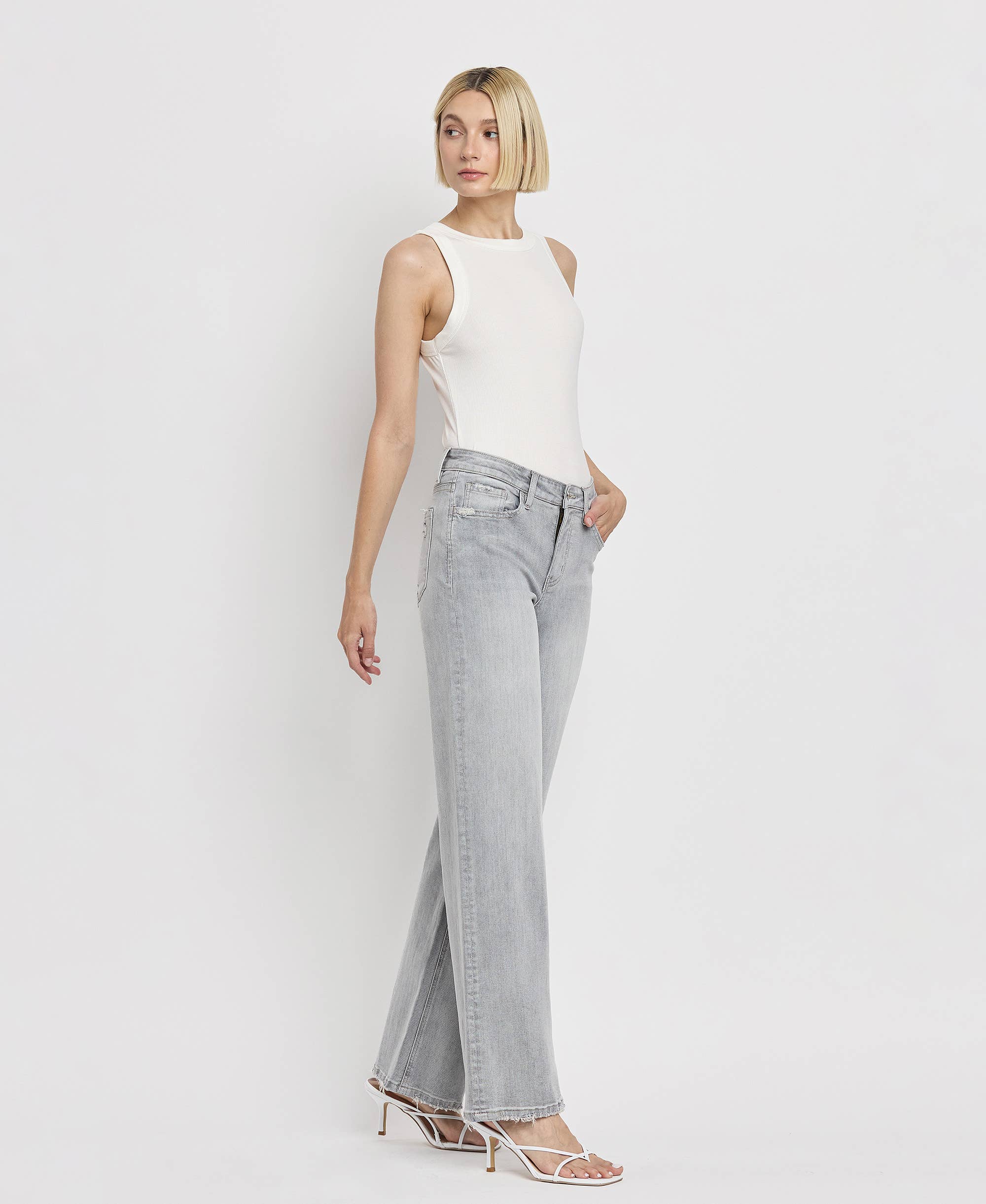 HIGH RISE LIGHT GREY WIDE LEG JEANS