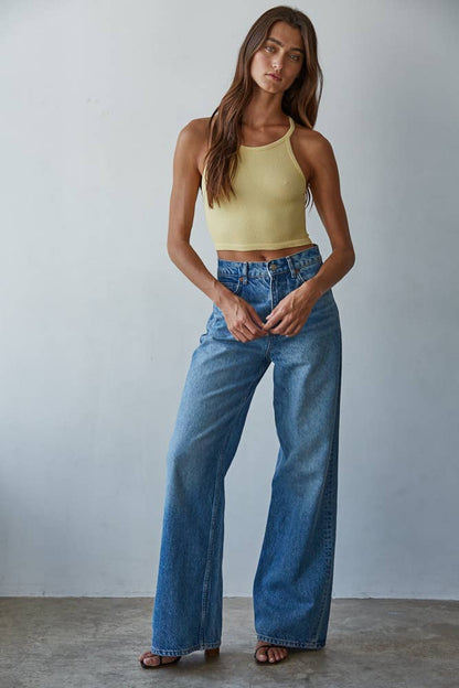 High Quality Seamless Sleeveless Halter Neck Top