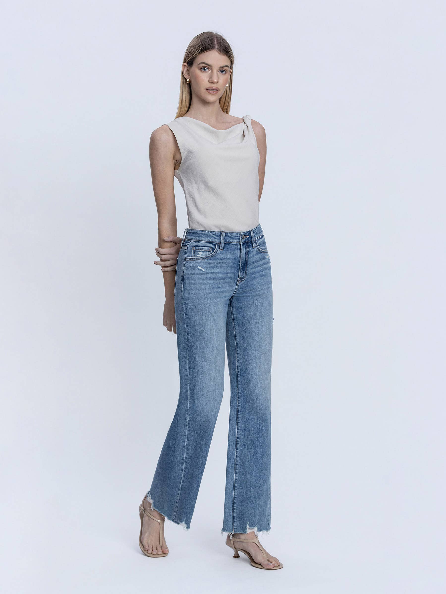 HIGH RISE SLANT SIDE SEAM VINTAGE FLARE JEANS