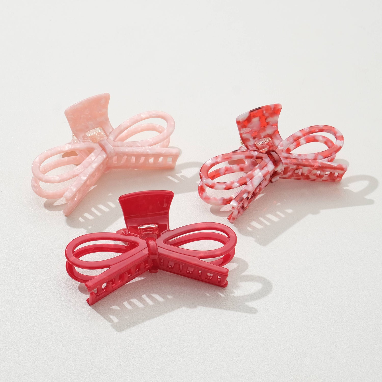 Remi Valentine Wide Bow Claw Clip